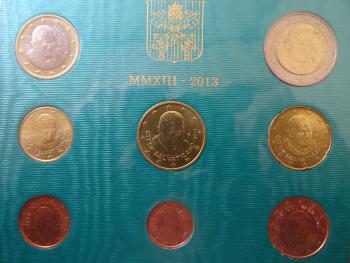 Kleinmünzsatz Euro 2013 Vatikan Papst Benedikt XVI.